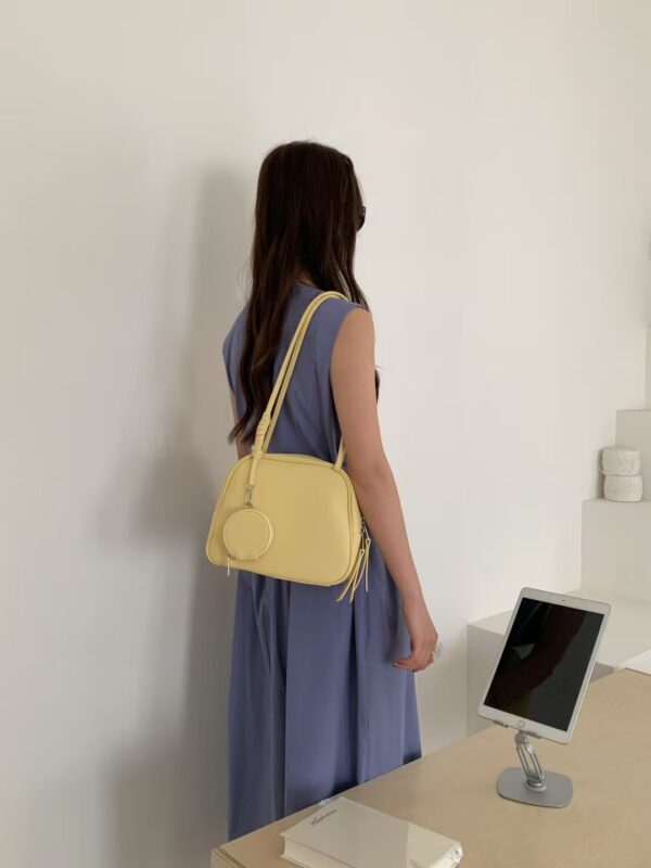 長帶方型肩背包
